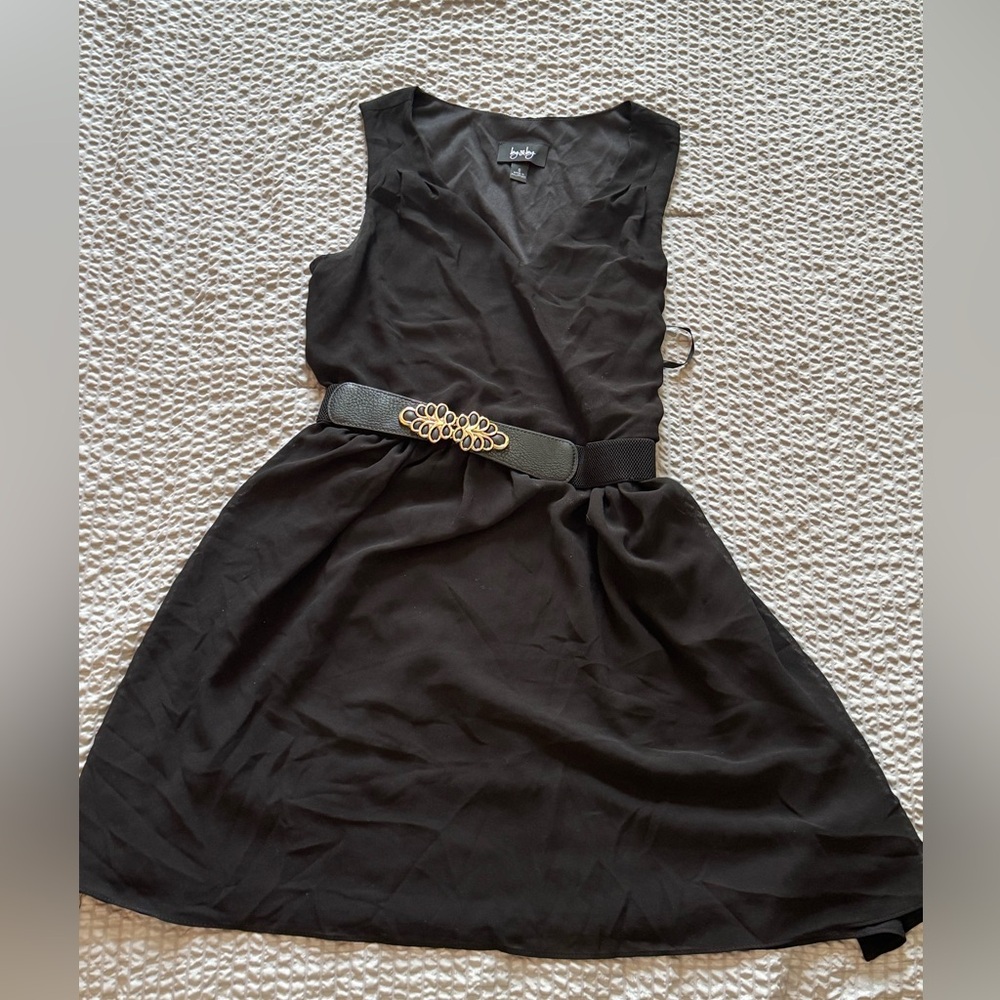 ⚠️Mini Dress with Gold Accent Belt⚠️